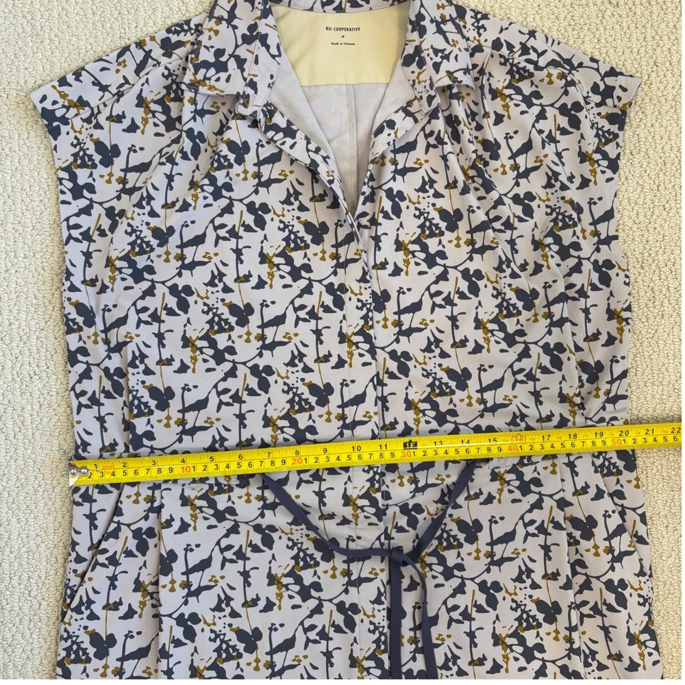 REI Co-op Sun Up Shirt Dress Grey Lilac Floral UPF 50 Medium Gorpcore Outdoor - Picture 8 of 16